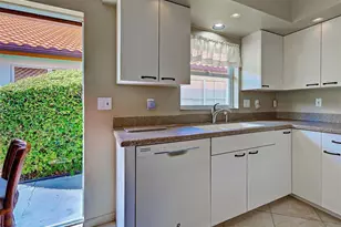1176 Harbor Town Way, Venice, FL 34292 - Photo 31