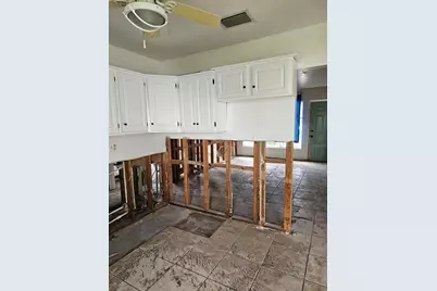 105 Colonia Lane W, Nokomis, FL 34275 - Photo 5
