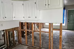105 Colonia Ln W, Nokomis, FL 34275 - Photo 5