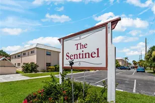 460 Base Ave E, Venice, FL 34285 - Photo 37