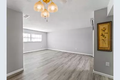 460 Base Avenue E #128, Venice, FL 34285 - Photo 5