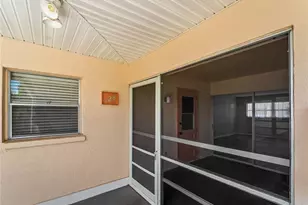 460 Base Ave E, Venice, FL 34285 - Photo 33
