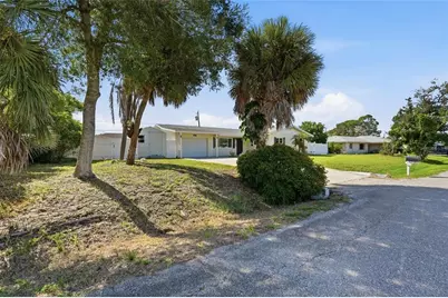 1015 Fundy Road, Venice, FL 34293 - Photo 37