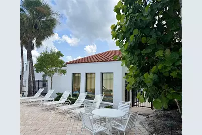 1585 Tarpon Center Dr #21, Venice, FL 34285 - Photo 1