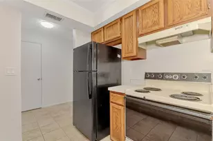 1211 Capri Isles Blvd, Venice, FL 34292 - Photo 23