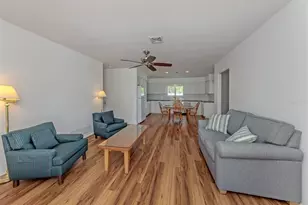 12 Gulf Manor Dr, Venice, FL 34285 - Photo 5