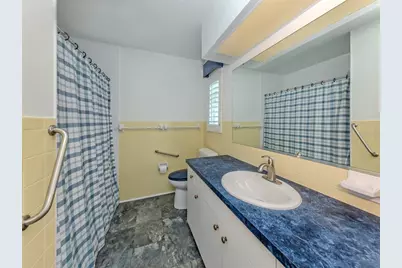 12 Gulf Manor Drive, Venice, FL 34285 - Photo 17