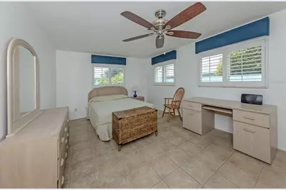 12 Gulf Manor Drive, Venice, FL 34285 - Photo 19