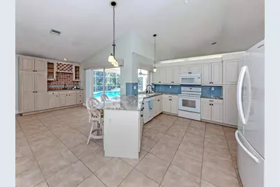 1064 Sorrento Woods Boulevard, Nokomis, FL 34275 - Photo 9