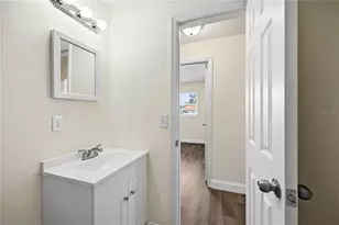 3012 Clay Cir, Sarasota, FL 34234 - Photo 13