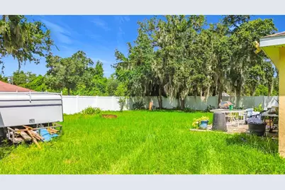 215 Oak Circle, Ocala, FL 34472 - Photo 9