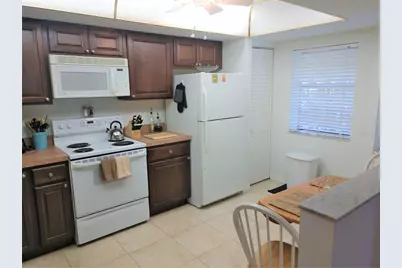 307 Pine Hollow Circle #307, Englewood, FL 34223 - Photo 7