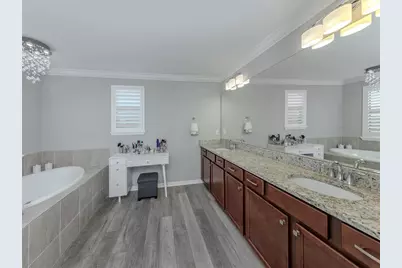 19408 Bluff Drive, Venice, FL 34292 - Photo 15