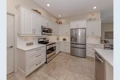 406 Wellington Court, Venice, FL 34292 - Photo 15