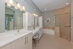 406 Wellington Ct, Venice, FL 34292 - Photo 23