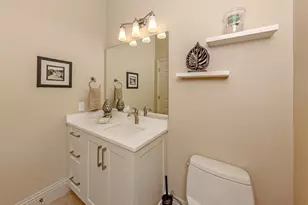 406 Wellington Ct, Venice, FL 34292 - Photo 27