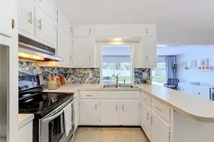 212 S Myrtle Ave, Nokomis, FL 34275 - Photo 17