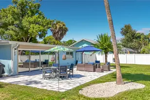 212 S Myrtle Ave, Nokomis, FL 34275 - Photo 41