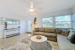 212 S Myrtle Ave, Nokomis, FL 34275 - Photo 9