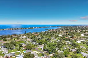 212 S Myrtle Ave, Nokomis, FL 34275 - Photo 51