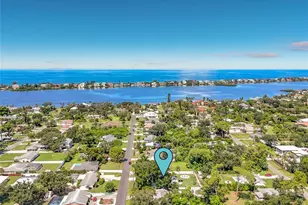 212 S Myrtle Ave, Nokomis, FL 34275 - Photo 3