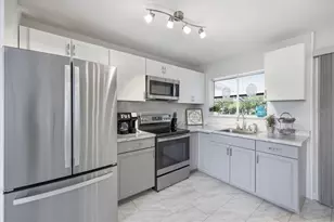 4562 Baroda Ave, North Port, FL 34287 - Photo 11