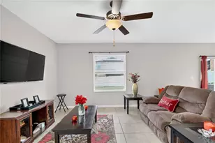 10202 Cool Waterlily Ave, Riverview, FL 33578 - Photo 11