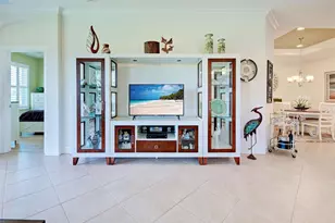 2447 Terracina Dr, Venice, FL 34292 - Photo 9