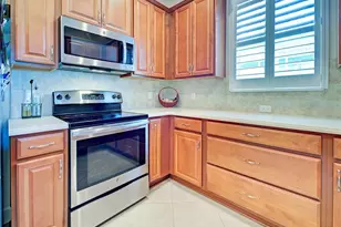 2447 Terracina Dr, Venice, FL 34292 - Photo 15
