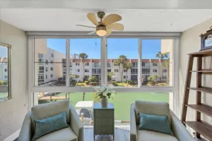 210 Santa Maria St, Venice, FL 34285 - Photo 3