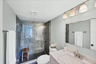 210 Santa Maria St, Venice, FL 34285 - Photo 21