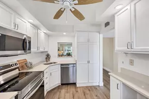 210 Santa Maria St, Venice, FL 34285 - Photo 15