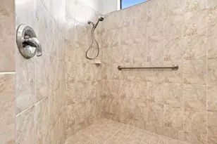 1884 Batello Dr, Venice, FL 34292 - Photo 23