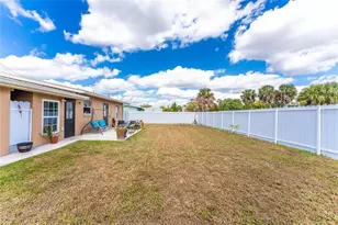 4568 Grobe St, North Port, FL 34287 - Photo 31