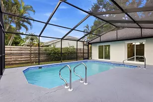 6909 9th Ct E, Sarasota, FL 34243 - Photo 27