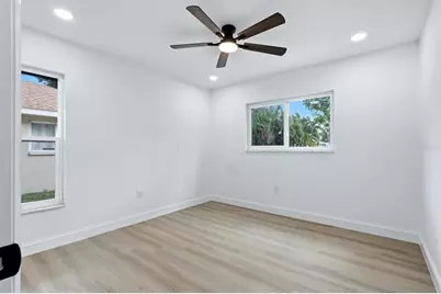 6909 9th Court E, Sarasota, FL 34243 - Photo 19