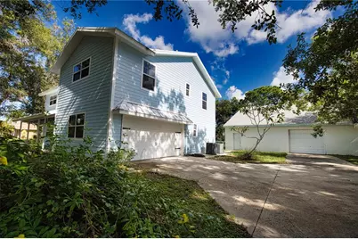 916 Bayshore Drive, Englewood, FL 34223 - Photo 9