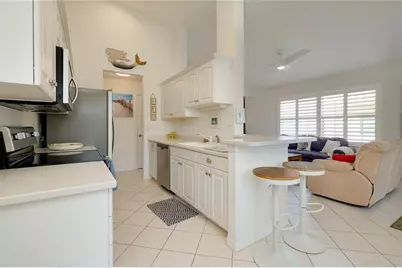 703 Casa Del Lago Way #703, Venice, FL 34292 - Photo 13