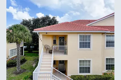 703 Casa Del Lago Way #703, Venice, FL 34292 - Photo 3