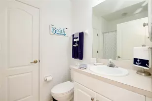 703 Casa Del Lago Way, Venice, FL 34292 - Photo 33