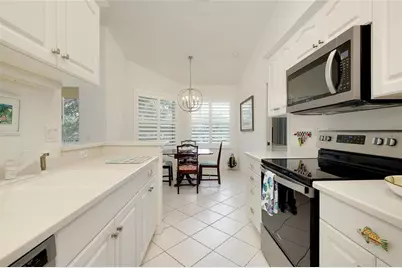 703 Casa Del Lago Way #703, Venice, FL 34292 - Photo 17