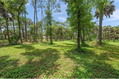 Twin Lakes Avenue #B1, Nokomis, FL 34275 - Photo 13