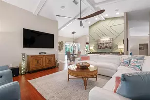 512 Warwick Dr, Venice, FL 34293 - Photo 3
