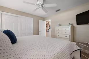 512 Warwick Dr, Venice, FL 34293 - Photo 33