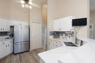 1633 Ashland Pl, Venice, FL 34292 - Photo 23
