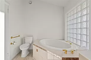 3536 Jaffa Dr, Sarasota, FL 34239 - Photo 25