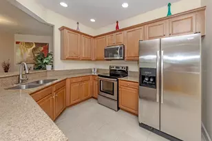 11462 Bertolini Dr, Venice, FL 34292 - Photo 9