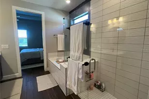 817 Seascape Pl, Sarasota, FL 34240 - Photo 19