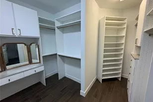 817 Seascape Pl, Sarasota, FL 34240 - Photo 23