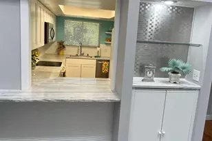 259 Fenwick Dr, Venice, FL 34285 - Photo 5